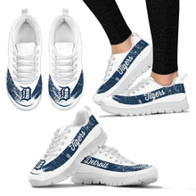 Load image into Gallery viewer, Cool Line Logo Detroit Tigers Sneakers