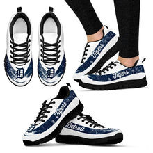Load image into Gallery viewer, Cool Line Logo Detroit Tigers Sneakers
