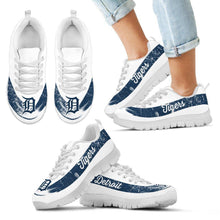 Load image into Gallery viewer, Cool Line Logo Detroit Tigers Sneakers
